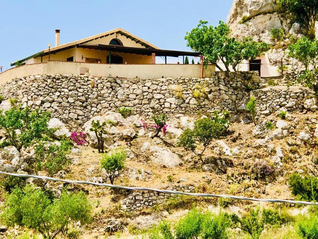 B&B Tenuta La Puntara Caltanissetta Exterior foto